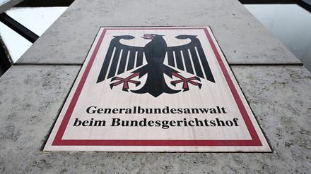 Ein Mann soll Spendensammlungen für den IS organisiert haben - die Bundesanwaltschaft erteilt einen Haftbefehl. (Symbolbild)