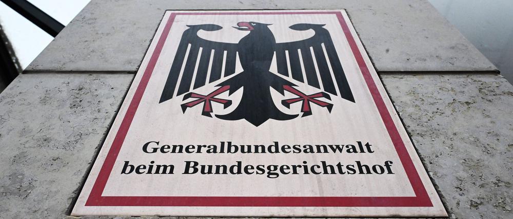 Ein Mann soll Spendensammlungen für den IS organisiert haben - die Bundesanwaltschaft erteilt einen Haftbefehl. (Symbolbild)