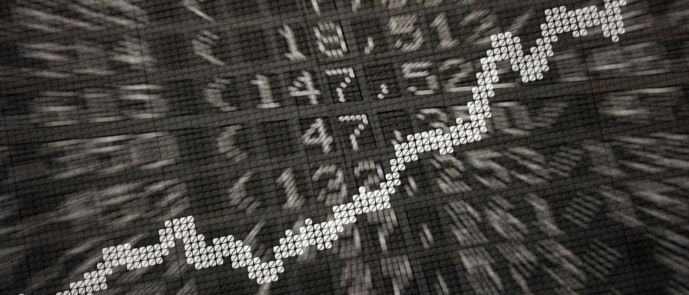 Viele Anleger sind optimistisch für ihre eigenen Finanzen - trotz der Wirtschaftskrise in Deutschland (Archivbild)