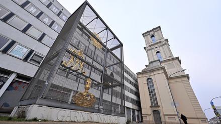 Das Rechenzentrum und der Turm der Garnisonkirche: Extrem nah beieinander. 