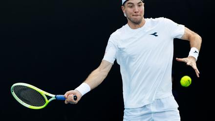 Das deutsche Davis-Cup-Team muss gegen Israel auf den kranken Jan-Lennard Struff verzichten.