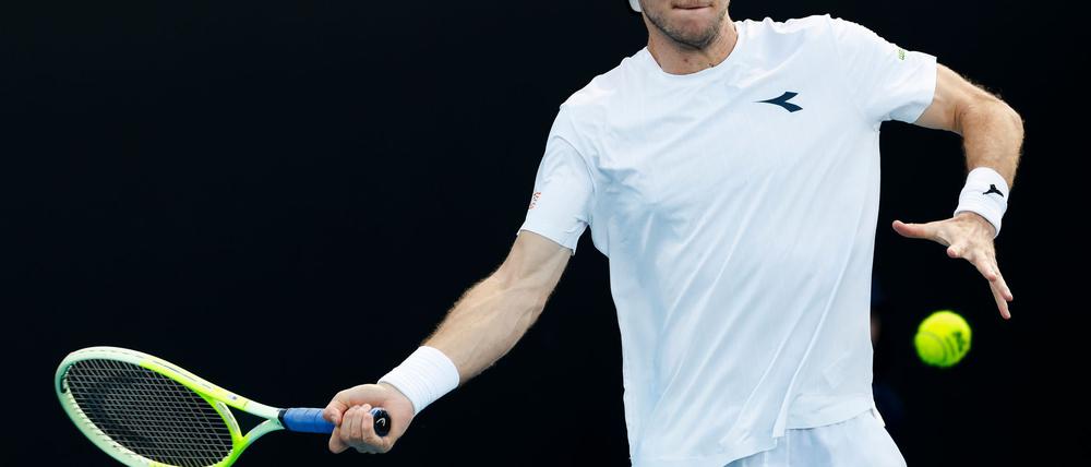 Das deutsche Davis-Cup-Team muss gegen Israel auf den kranken Jan-Lennard Struff verzichten.