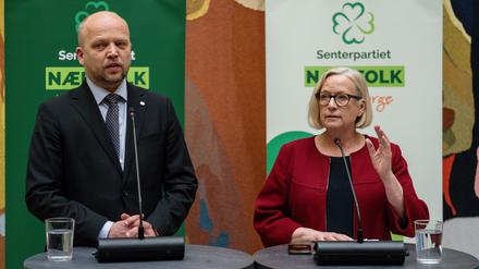 Die Zentrumspartei um Finanzminister Trygve Slagsvold Vedum (links) verlässt die Regierungkoalition.