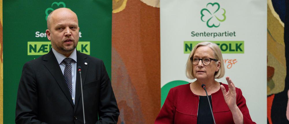 Die Zentrumspartei um Finanzminister Trygve Slagsvold Vedum (links) verlässt die Regierungkoalition.