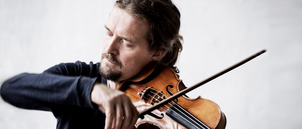 Violonist Christian Tetzlaff bringt im Nikolaisaal mit Mitgliedern der Kammerakademie Potsdam Kammermusik von Brahms und Schubert zu Gehör.
