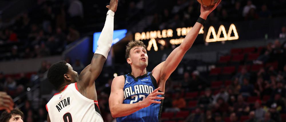 Franz Wagner (r) war punktbester Spieler seines Teams.