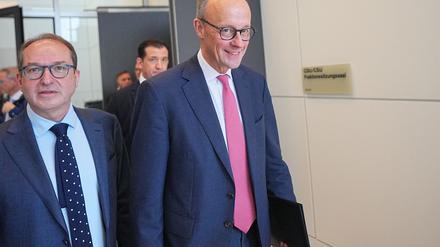 Die Union hat nach längerer Debatte entschieden, das umstrittene „Zustrombegrenzungsgesetz“ doch zur Abstimmung zu bringen.