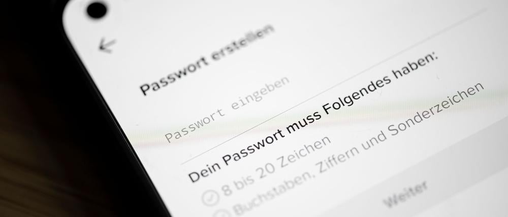 Nutzt man ein Passwort mehrfach, könnten Cyberkriminelle bei einem Datenleck Zugriff auf mehrere Konten bekommen. (Symbolbild)
