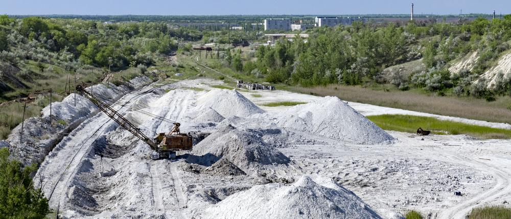 Eine Kaolin-Mine im ukrainischen Gebiet Saporischschja im Jahr 2017.