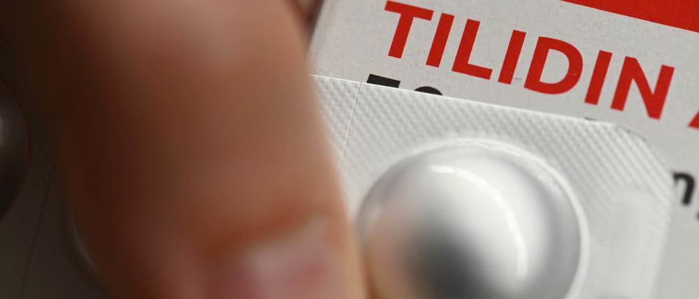  Eine Medikamentenpackung mit der Aufschrift „Tilidin“.