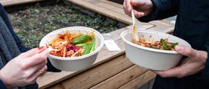 Für derlei Einweggeschirr ist in Tübingen eine Abgabe fällig. (Archivbild)