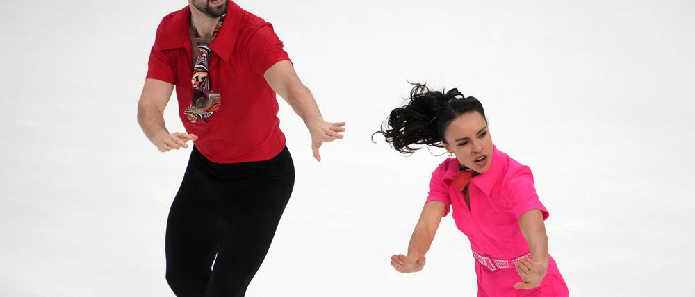 Jennifer Janse van Rensburg und Benjamin Steffan belegen in der Eistanz-Entscheidung den elften Platz.