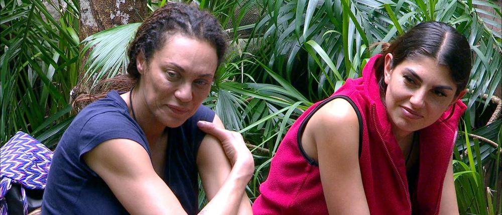 Lilly Becker (l) und Yeliz Koc konnten das Aus für Yeliz kaum glauben. (Archivbild)