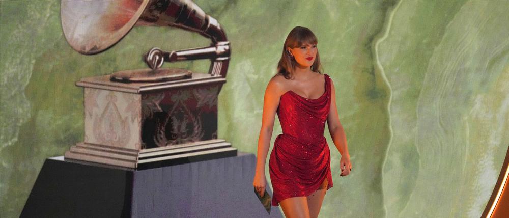 Taylor Swift vergab den Preis für das beste Country-Album.