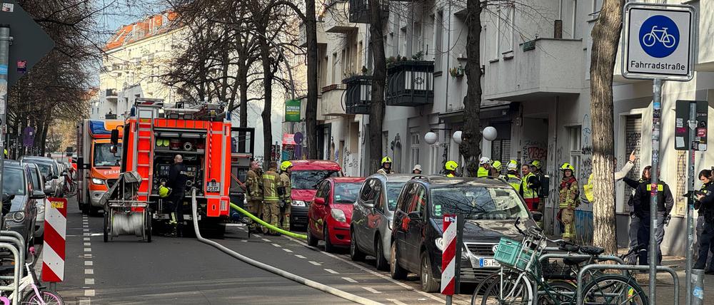 Hausbrand in Neukölln, WeserstraßeCredits: Ken Münster