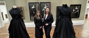 Inspirierende Begegnungen: Designerin Paulina Bongartz und Gemäldegalerie-Direktorin Dagmar Hirschfelder.