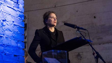 Schauspielerin Martina Gedeck liest den Zeitzeugenbericht von Hedwig Langer.