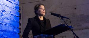 Schauspielerin Martina Gedeck liest den Zeitzeugenbericht von Hedwig Langer.