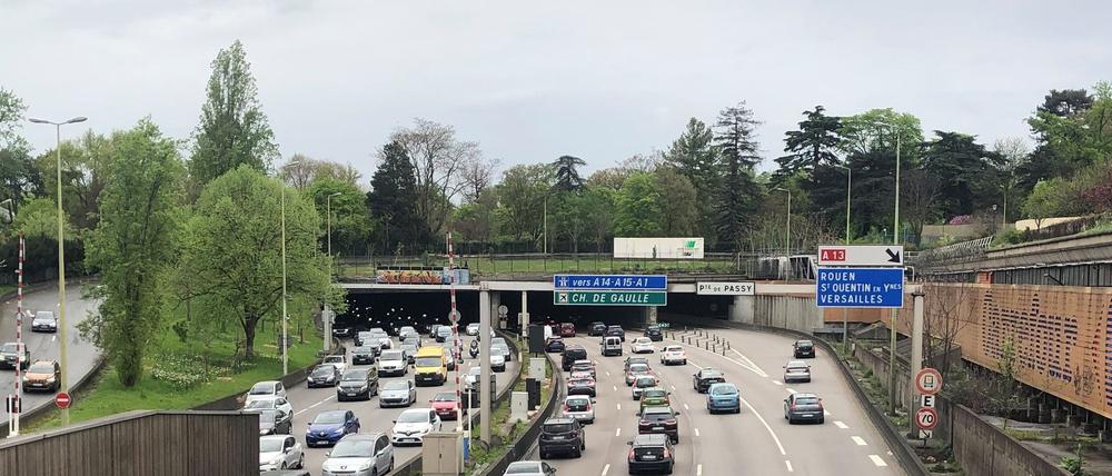 Eine Spur der Périphérique wird im Berufsverkehr für Fahrgemeinschaften, Taxis und Busse reserviert (Archivbild).