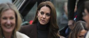 Prinzessin Kate (43) macht anderen Betroffenen am Weltkrebstag Mut. 