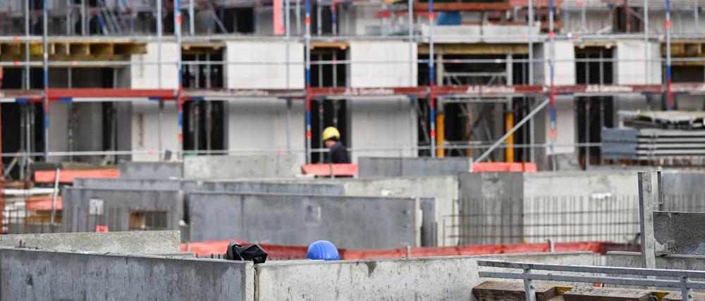 Der Wohnungsbau in Deutschland kommt seit Jahren nicht ausreichend voran. (Archivbild)