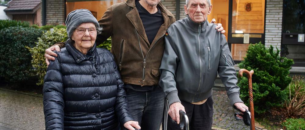 Die Mutter von Schauspieler Ralf Moeller, Ursula (links), ist gestorben. Vater Helmut starb 2022. (Archivbild)