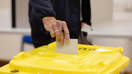 Stimmabgabe bei der Wahl.