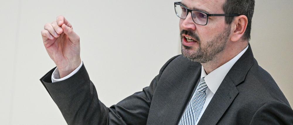 Brandenburgs Bildungsminister Steffen Freiberg (SPD) hat mit Vertretern des Landesschülerrats gesprochen (Archivbild).