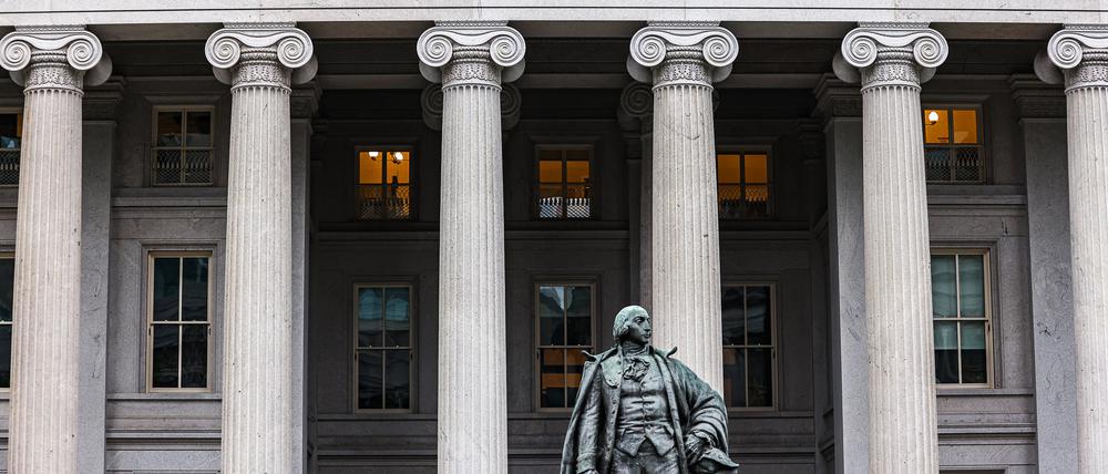 Blick auf die Fassade des Finanzministeriums.