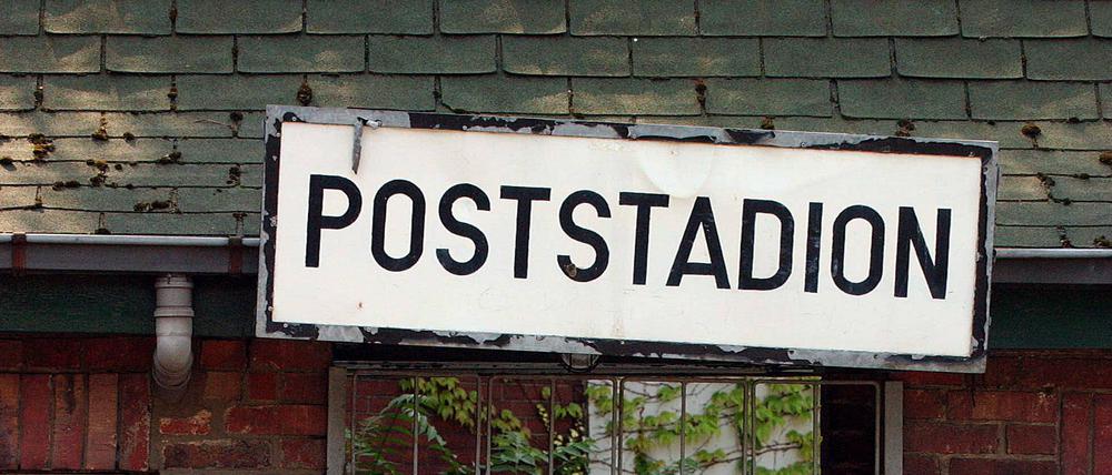 Im altehrwürdigen Poststadion (hier ein Foto von vor der Renovierung) hat Hertha BSC im August 1978 den 1. FC Kaiserslautern empfangen.