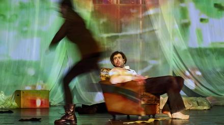 Nach Motiven des Romans von Lutz Seiler führt das Hans-Otto-Theater „Stern 111“ auf.