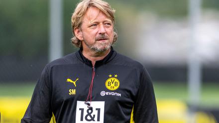 Borussia Dortmund trennt sich wieder von seinem Kaderplaner Sven Mislintat. 
