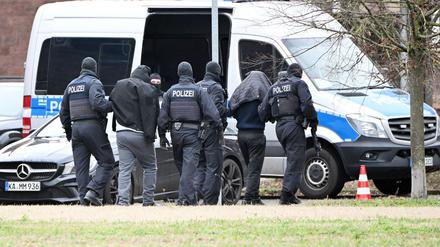 Die vier Angeklagten waren im Dezember 2023 festgenommen worden. (Archivbild) 