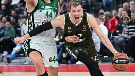 Andreas Obst gehört gegen Villeurbanne zu den besten Münchner Werfern. 