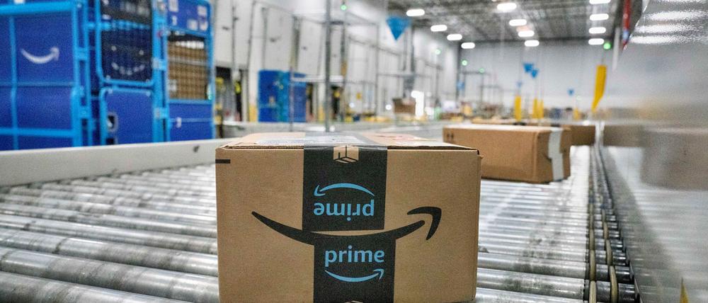 Amazon rechnet damit, dass der starke Dollar den Umsatz im laufenden Quartal drücken wird. (Archivbild)