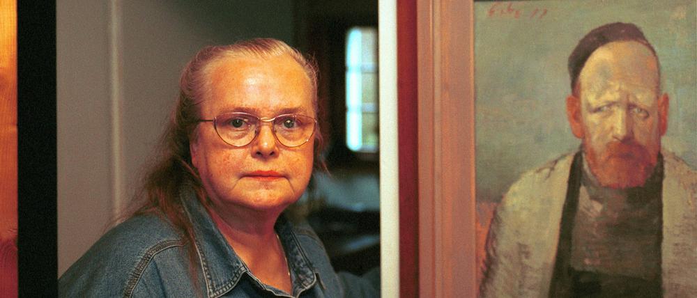Ringende Liebe: Eva Strittmatter mit einem Bildnis ihres Mannes Erwin Strittmatter. Am Sonntag wäre sie 95 Jahre alt geworden.