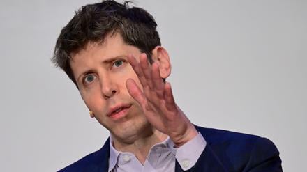 Laut Sam Altman ist der wachsende Energiebedarf für die Anwendungen Künstlicher Intelligenz gerechtfertigt. 