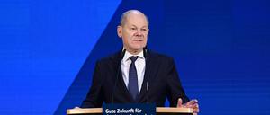 Olaf Scholz beim Besuch des Alstom-Standort in Görlitz.