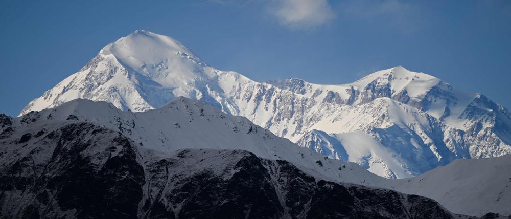 Der Südgipfel (links) und der Nordgipfel des Denali (Archivbild)