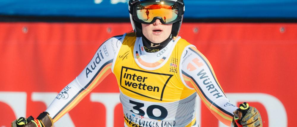 Fuhr mit der hohen Startnummer 30 auf den sechsten Rang: Emma Aicher.