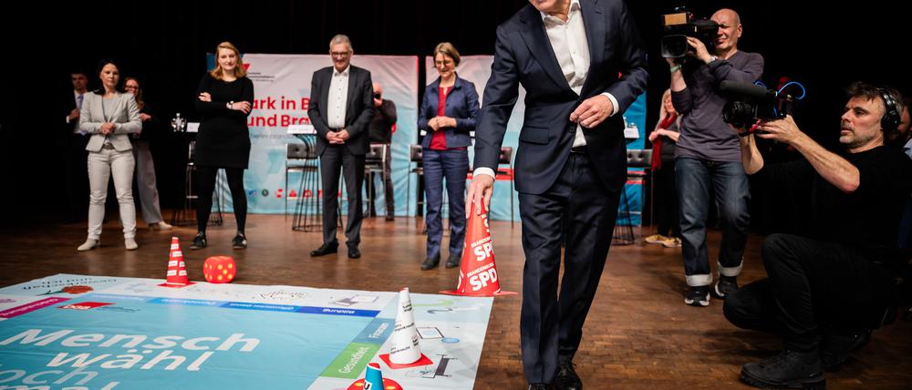 Die Brandenburger Spitzenkandidaten mehrerer Parteien zur Bundestagswahl haben ihre wichtigsten Ziele genannt.
