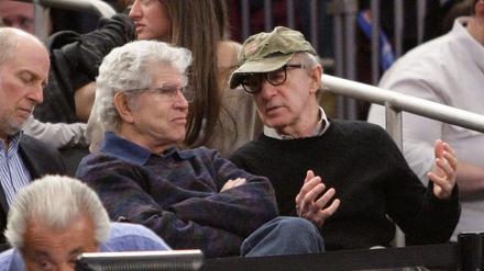 Tony Roberts (l) und Woody Allen waren langjährige Weggefährten. (Archivbild)