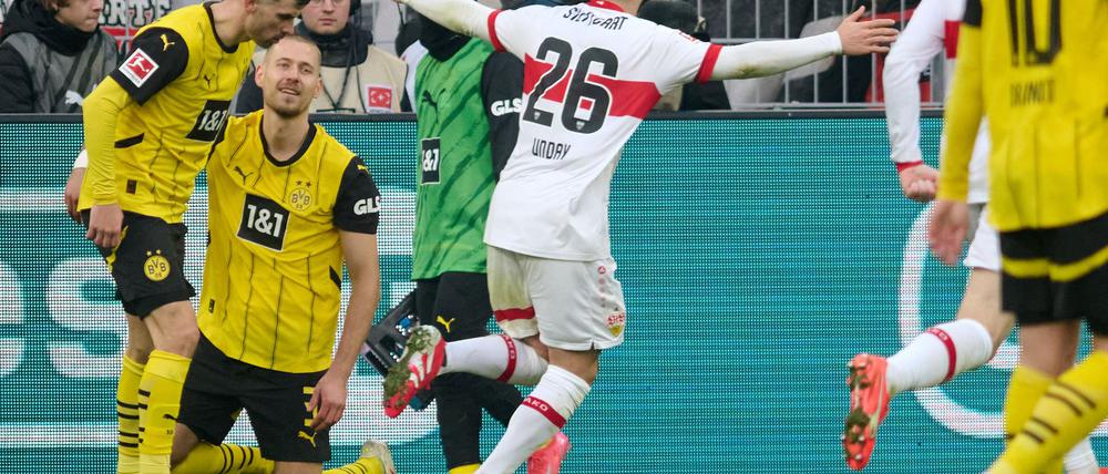 War der Unglücksrabe beim Kovac-Debüt für den BVB: Waldemar Anton (2.v.l.)