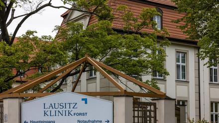 An der Lausitz Klinik Forst droht in diesem Jahr die Schließung der Geburtsstation. (Archivbild)