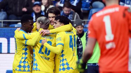 Braunschweig ging dank eines verwandelten Elfmeters in Führung.