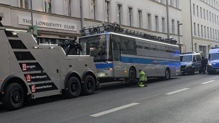 Der beschlagnahmte Protestbus.