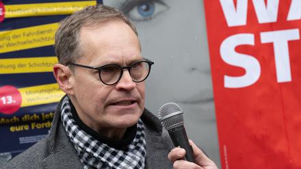 Dem Bundestagsabgeordneten Michael Müller (SPD) wurde der Reifen seines Autos aufgeschlitzt.