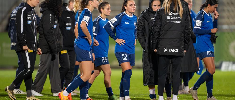 Turbine Potsdam hat das Bundesliga-Gastspiel bei Eintracht Frankfurt klar verloren.