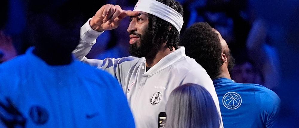 Auf Anthony Davis lastet nach seinem Wechsel zu den Mavericks ein großer Druck.