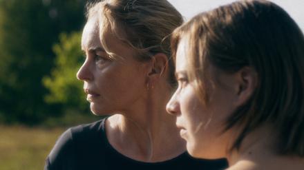 Ungleiches Paar: Nina Hoss und Saskia Rosendahl in „Zikaden“.  